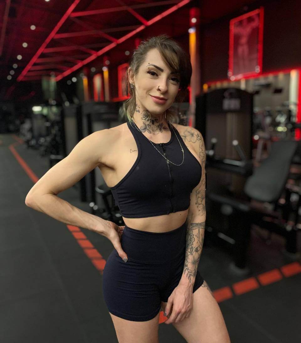 Dani Mendonça - Atleta Growth Supplements