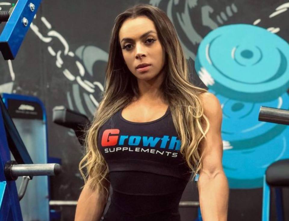 Loira do Sul (Daniele Mendonça) - Atleta Growth Supplements