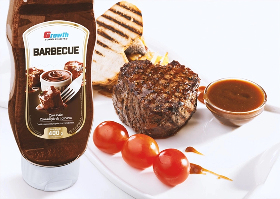 GROWTH SUPPLEMENTS - Imagem ilustrativa de uma carne com barbecue tradicional zero açúcar e zero gordura