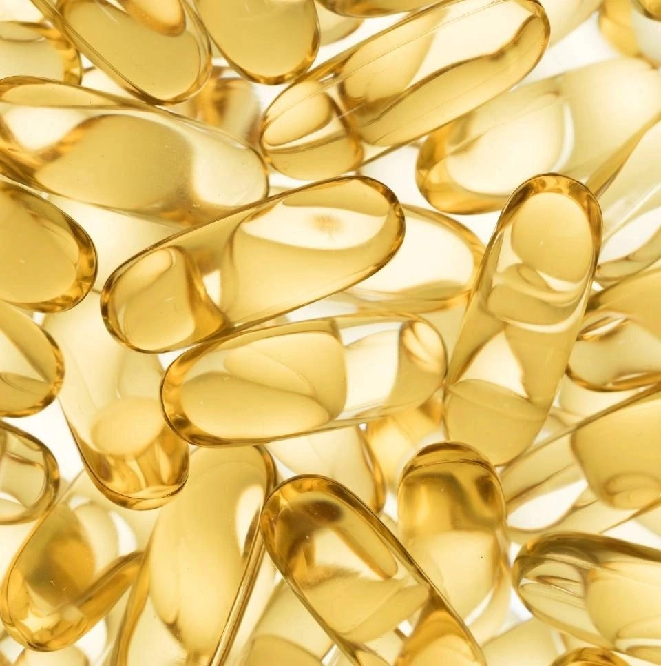 GROWTH SUPPLEMENTS - Imagem ilustrativa comprimidos em gel amarelos