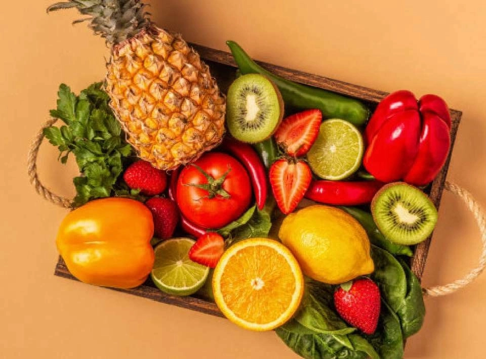 GROWTH SUPPLEMENTS - Imagem ilustrativa cesta retangular com frutas