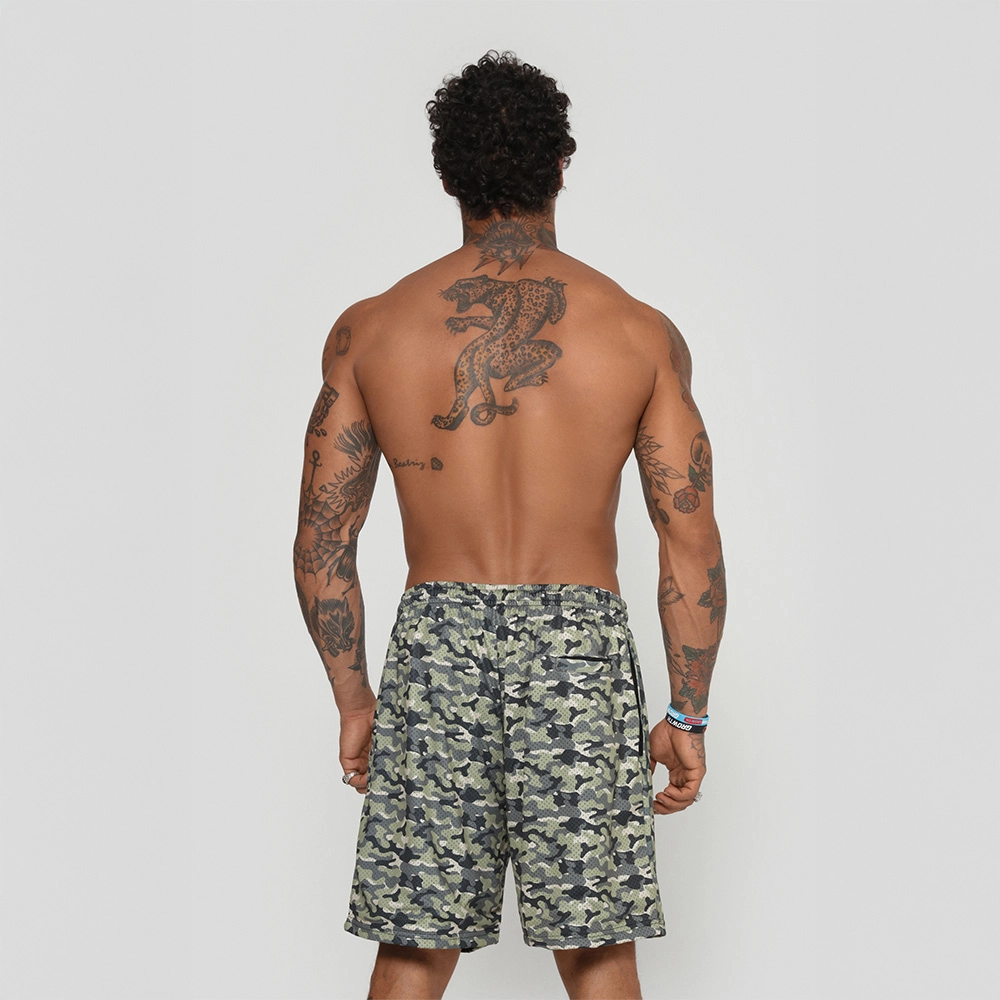 Bermuda Verde Military Growth