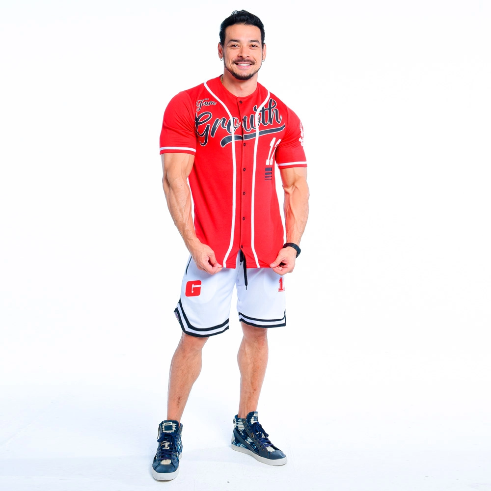 CAMISA PREMIUM BASEBALL GROWTH RED - EDIÇÃO LIMITADA - visão de perfil - Atleta Felipe Franco TeamGrowth