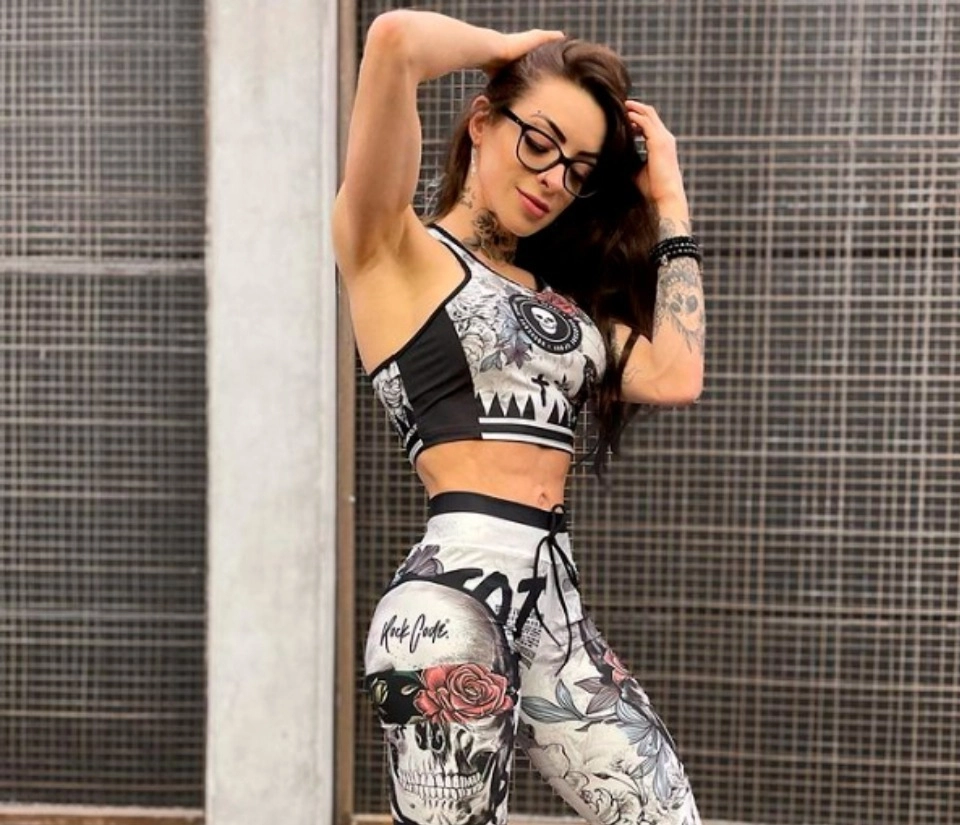 ATLETA TEAM Growth Supplements - Bruna Brito