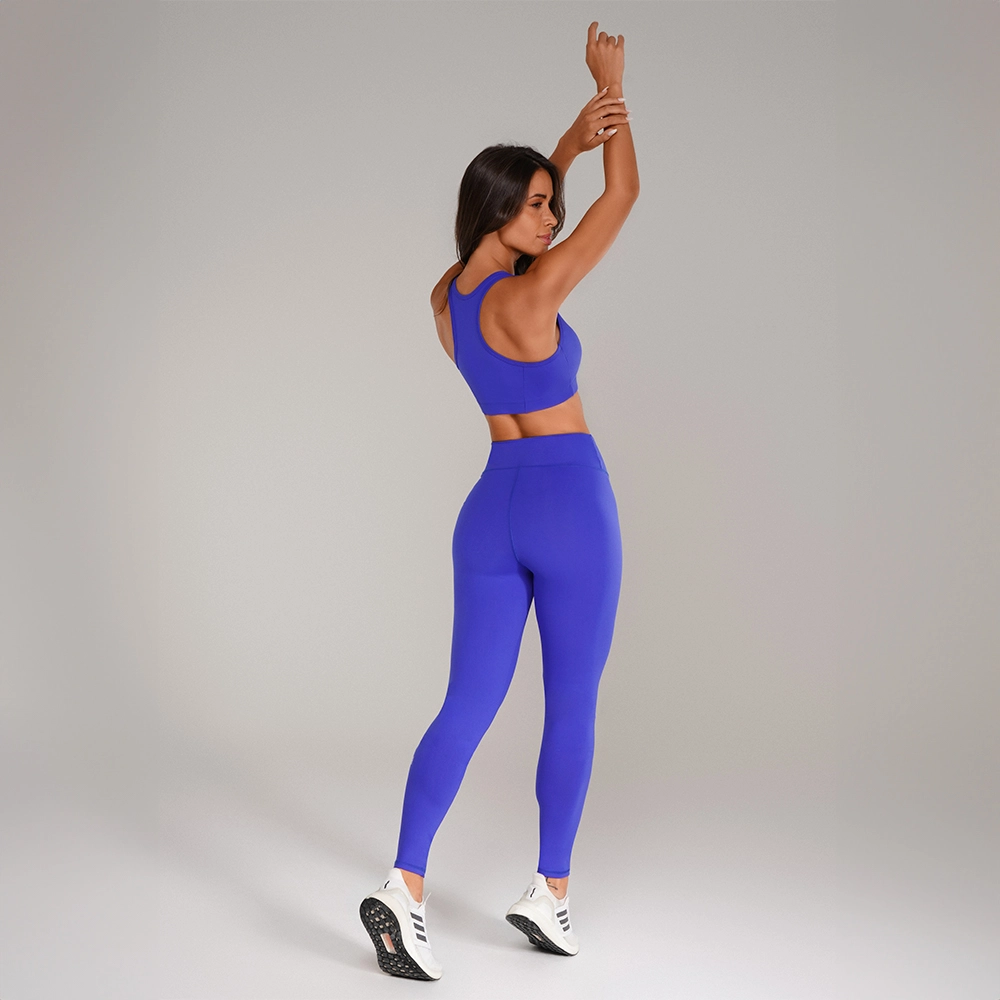 Legging Growth Under Lis Azul Palace