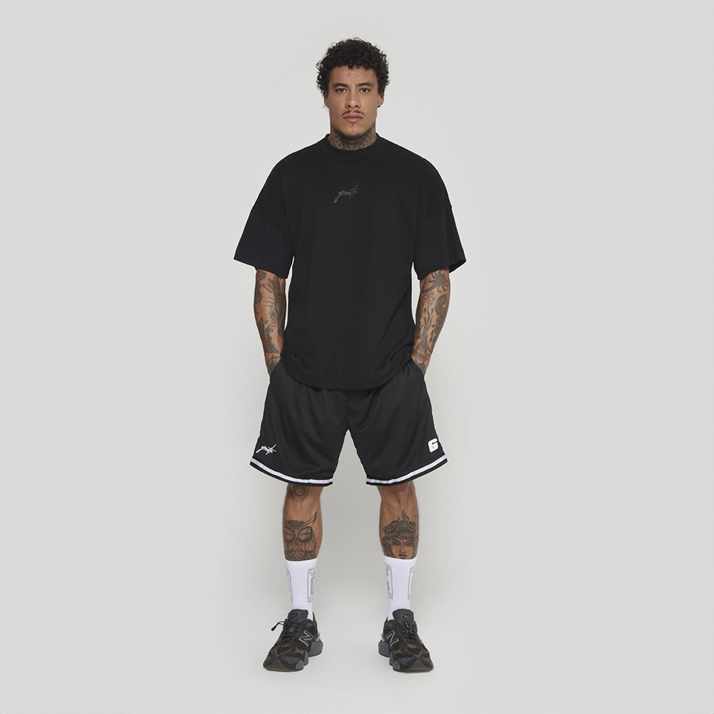 Camiseta Growth Oversized Manuscrito All Black