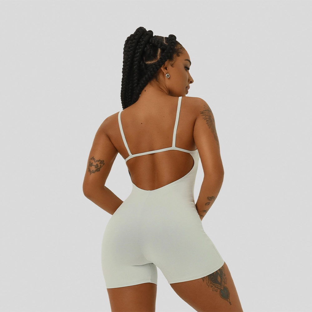 Macaquinho Growth Under Branco