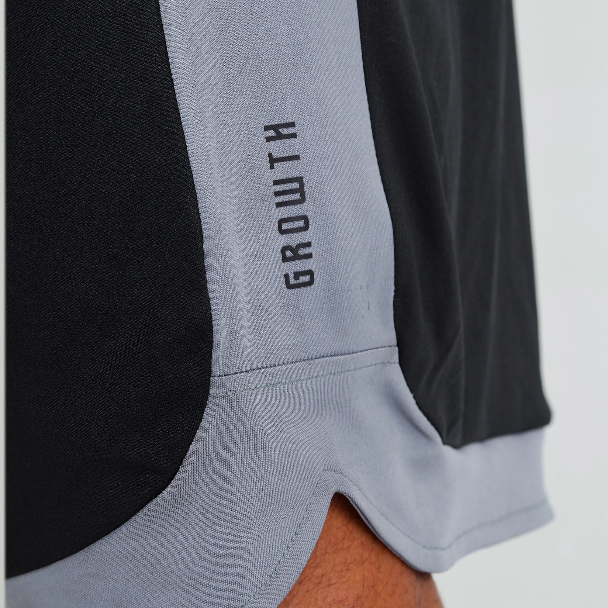 Bermuda lateral arredondada bicolor