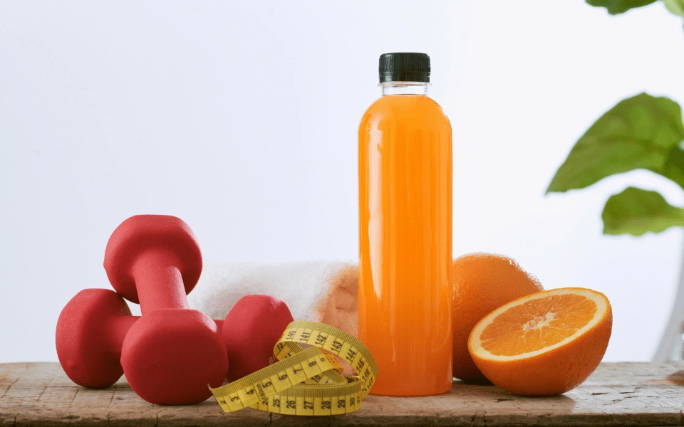 GROWTH SUPPLEMENTS - Imagem ilustrativa alteres e frutas