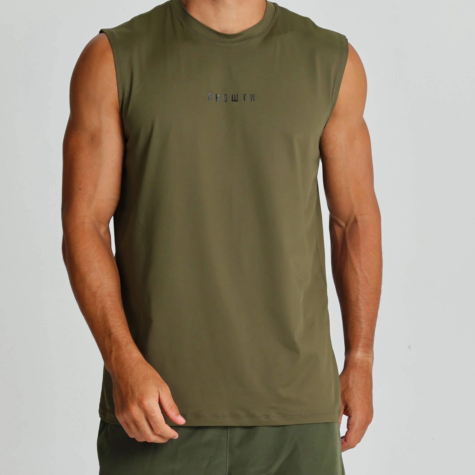 Regata Machão Growth Performance Verde Militar 