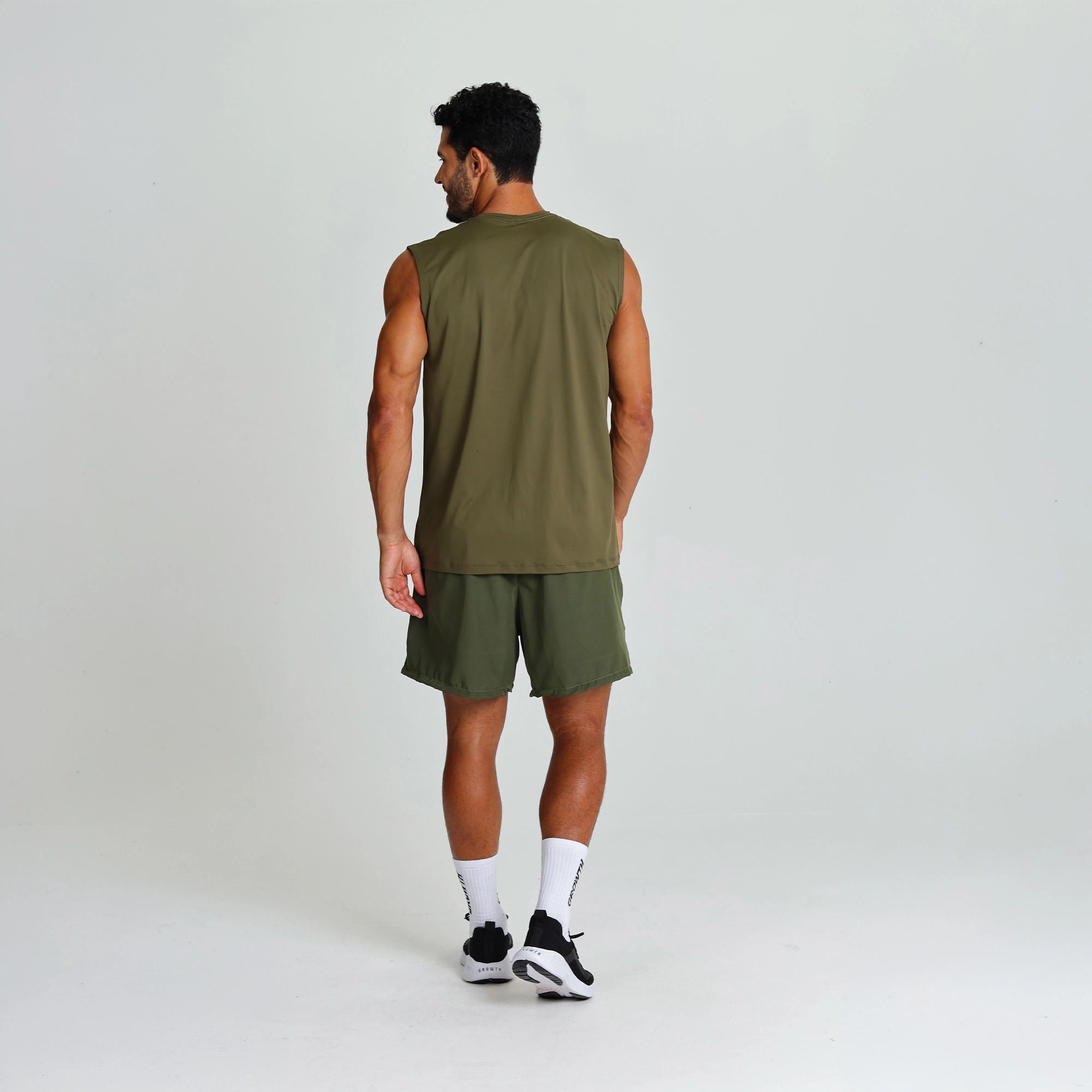 Regata Machão Growth Performance Verde Militar 