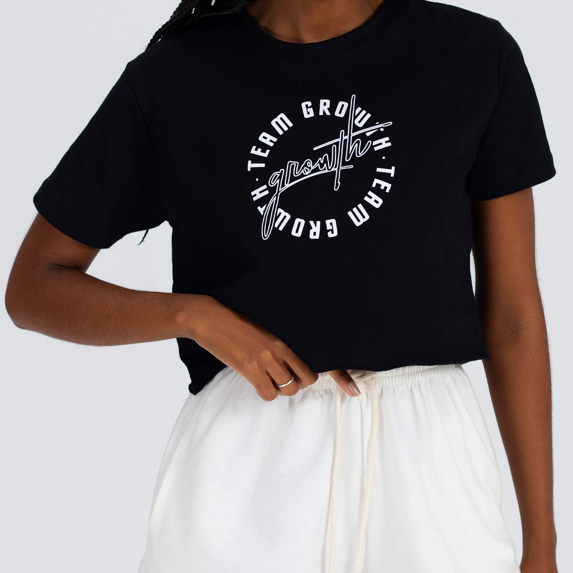 Camiseta Cropped Growth silk local preto