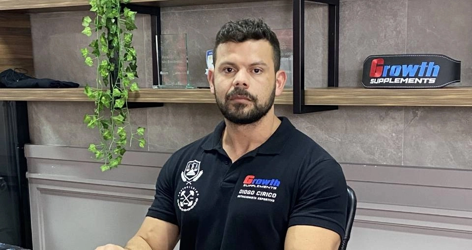 GROWTH SUPPLEMENTS - Imagem ilustrativa de varios cocos